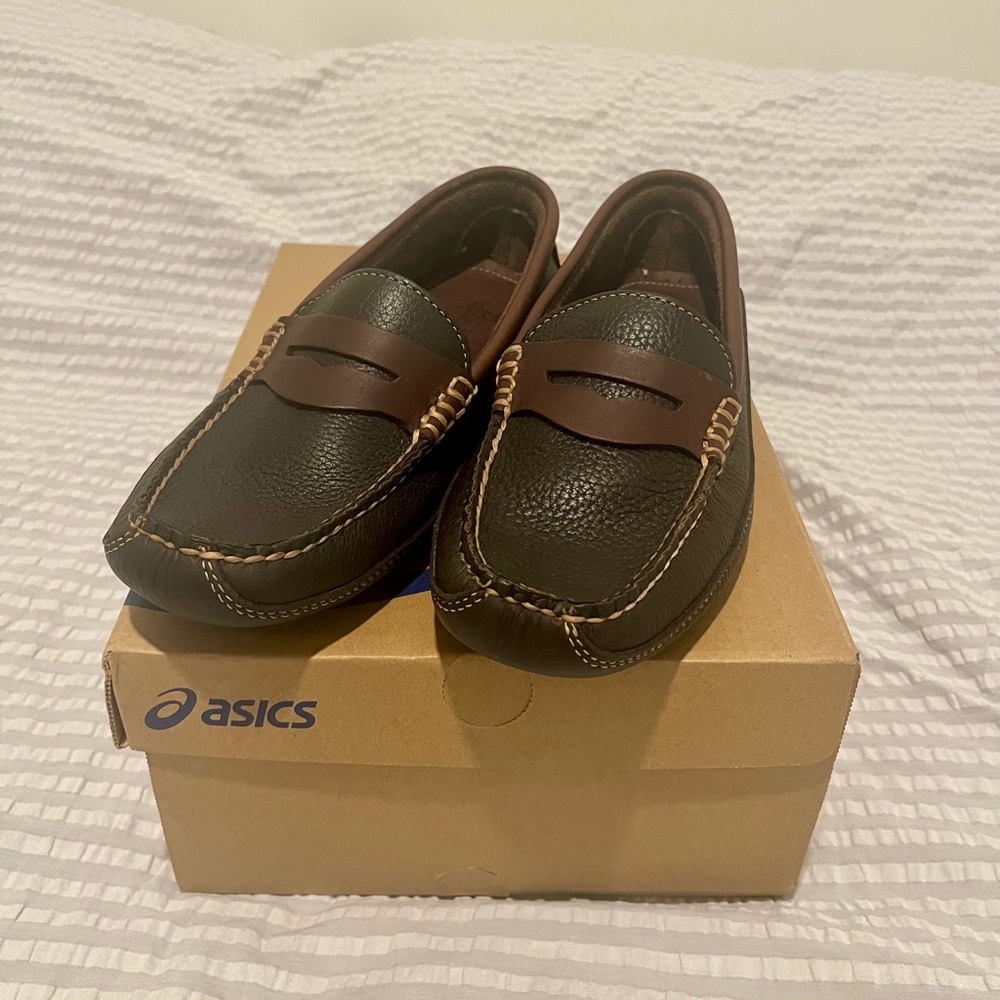 Vintage Bass “Monte” Brand New Never Worn Dark Brown Leather Loafers